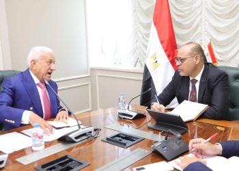 وزير العمل يلتقي وفدًا من “الجمعية المصرية لأصحاب المدارس الخاصة” لمناقشة ملفات ذات الإهتمام المُشترك