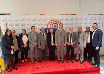 نقيب الإعلاميين يترأس لجان تحكيم مشروعات التخرج لطلبة البكالوريوس