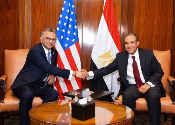 وزير الخارجية والهجرة يستقبل كبير مستشاري الرئيس الأمريكي للشئون العربية والشرق الأوسط والمستشار رفيع المستوي للشئون الأفريقية