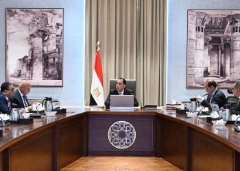 رئيس الوزراء يتابع الموقف التنفيذي لتطوير المنظومة الجمركية وإجراءات التسجيل المُسبق للشحنات