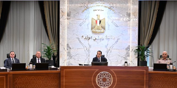 رئيس الوزراء يترأس الاجتماع الأسبوعي للحكومة