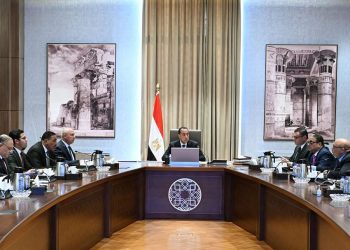 رئيس الوزراء يتابع مستجدات الموقف التنفيذي لمشروع تطوير مدينة رأس الحكمة بالساحل الشماليّ الغربيّ