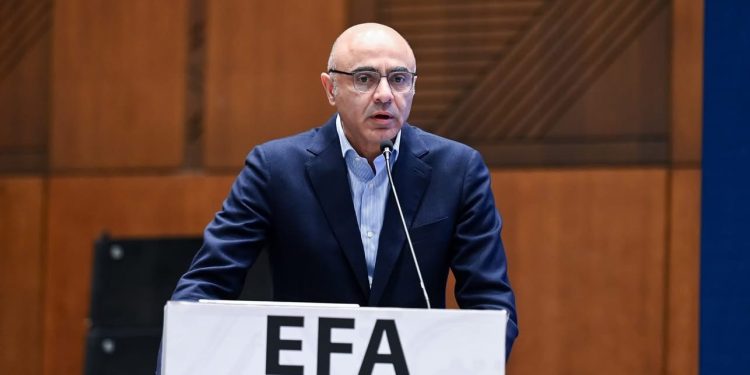 درويش في افتتاح ورشة عمل FIFA:  بناء الكوادر أهم خطوات المستقبل