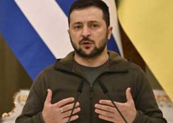 “زيلينسكي” يرفض هدنة بوتين: “مسرحية” قصيرة الأجل