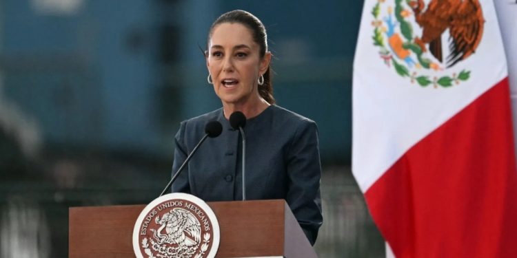 “شينباوم” ترفض عرض ترامب : “السيادة ليست للبيع”