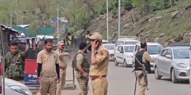 جنوب آسيا على صفيح ساخن: مخاوف من مواجهة عسكرية بين “الهند وباكستان” والوساطة الإماراتية تتحرك