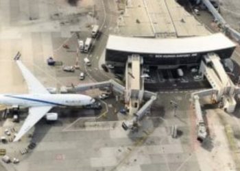 “اسرائيل” تفتح تحقيقاً… بعد سقوط صاروخ في مطار بن جوريون