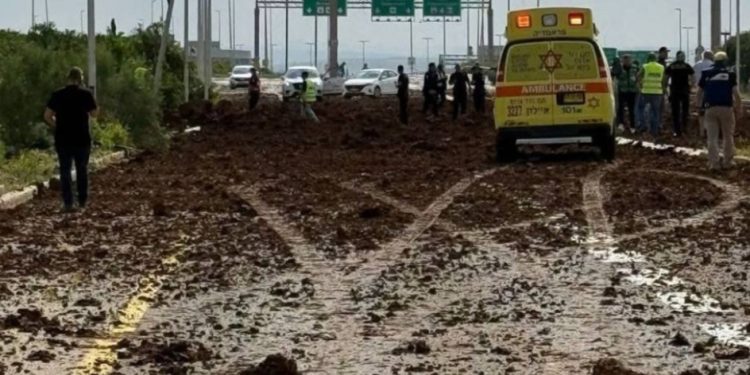 إصابة 8 أشخاص في بن جوريون… بعد سقوط صاروخ قادم من اليمن