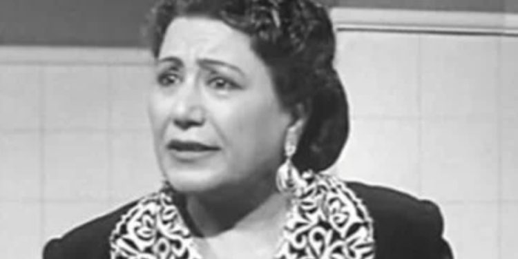 في ذكرى ميلاد “أم السينما المصرية”..” فردوس محمد” وزواج الإنقاذ الذي تحول لحب