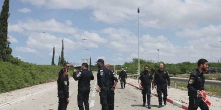 “إسرائيل” تدرس خيارات الرد على الحوثيين وإيران… بعد هجوم مطار بن جوريون