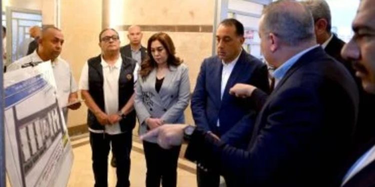 “رئيس الوزراء” يتفقد مستشفى محلة مرحوم… ويشيد بجودة الخدمات المقدمة للمواطنين