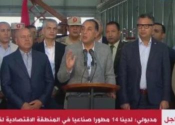رئيس الوزراء: إنتاج أول عربة قطارات من مصنع نيرك يوليو القادم