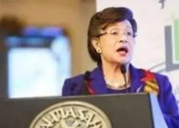 “النيابة” تحقق في بلاغ نوال الدجوي بتعرضها للسرقة من “أحفادها”