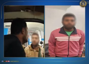 كشف ملابسات تداول مقطع فيديو عبر مواقع التواصل الإجتماعى يتضمن قيام أحد الأشخاص بفرض “رسوم مالية” على السائقين دون وجه حق بأحد المواقف بالقاهرة.. وضبط مرتكب الواقعة