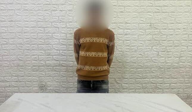 كشف ملابسات مقطع فيديو تم تداوله عبر مواقع التواصل الإجتماعى… متضمناً قيام أحد الأشخاص “بسرقة مبلغ مالى” من داخل محل بالقاهرة.. وضبط مرتكب الواقعة