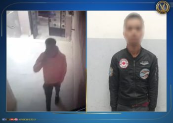 كشف ملابسات تداول “مقطع فيديو” عبر مواقع التواصل الإجتماعى تضمن الإدعاء بقيام أحد الأشخاص بالتعدى على سيدة بالضرب وسرقتها داخل أحد العقارات بالقاهرة.. وضبط مرتكب الواقعة