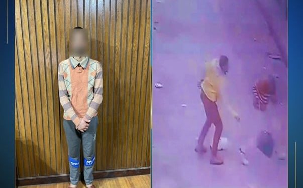 كشف ملابسات تداول مقطع فيديو عبر مواقع التواصل الإجتماعى تضمن التضرر من أحد الأشخاص لقيامه بممارسة أعمال البلطجة والتعدى على جاره بسلاح أبيض محدثاً إصابته بالإسكندرية.. وضبط مرتكب الواقعة