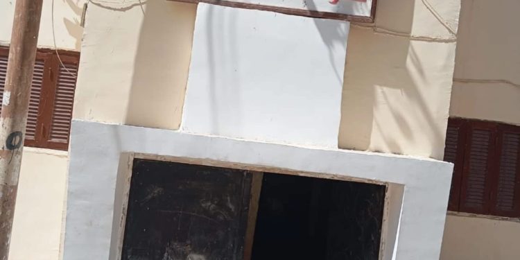 وزير الثقافة يوجه بإحالة عدد من المسؤولين بإقليم جنوب الصعيد للتحقيق عقب زيارة تفقدية لقصري ثقافة بالأقصر