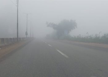 إعادة فتح الطريق الإقليمي بالمنوفية بعد تحسن الرؤية إثر انحسار الشبورة المائية