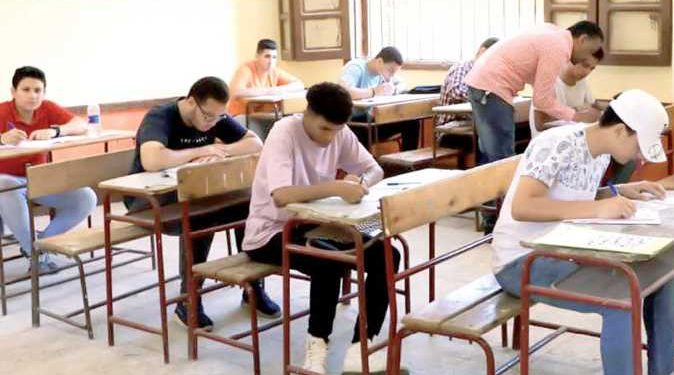 تعليمات مشددة لضبط لجان الامتحانات ومنع الغش وتحديد مواصفات الورقة الامتحانية