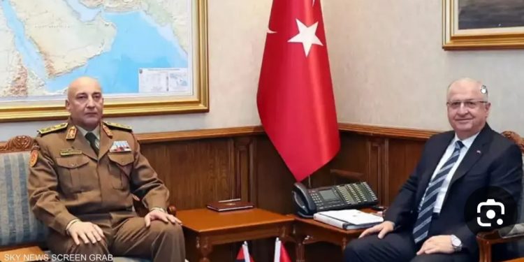 فقدان الاتصال مع طائرة كانت تقل رئيس الأركان  الليبي و4 آخرين