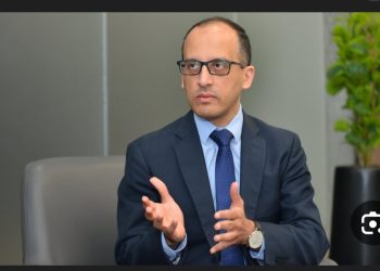 الحكومة: لا قلق من مستويات الدين.. وخطط طموحة لتحويل مصر لمركز إقليمي للتصنيع