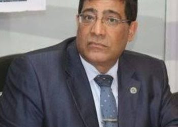 تأييد حبس الخبير الاقتصادي عبد الخالق فاروق 5 سنوات بتهمة نشر أخبار كاذبة