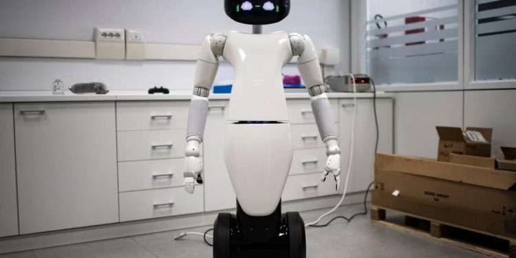 صدمة.. الروبوتات البشرية غير جاهزة لأداء الأعمال المنزلية المعقدة