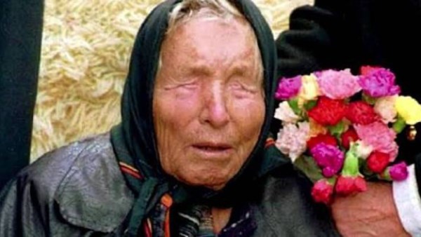 توقعات بابا فانغا تعود للواجهة مع نهاية 2025.. ماذا ينتظر العالم في 2026؟