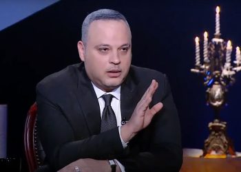 إلغاء عرض “نوستالجيا 90/80” بسبب وعكة صحية لتامر عبدالمنعم