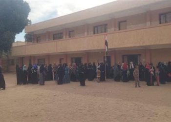 إقبال ملحوظ على لجان الإعادة بالدائرة الأولى في قنا وسط انتظام كامل للعملية الانتخابية